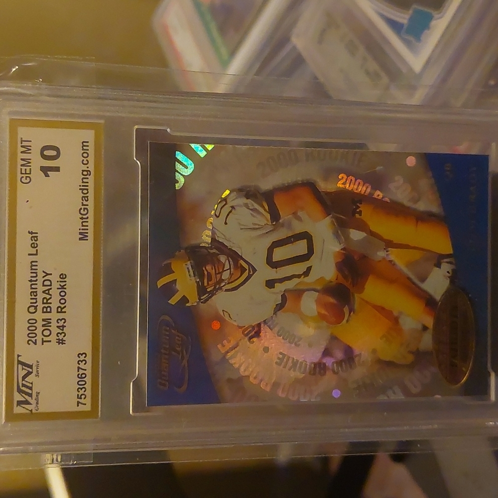 TOM BRADY 2000 QUANTUM LEAF #343 GEM MINT 10 PEFECT CONDITION